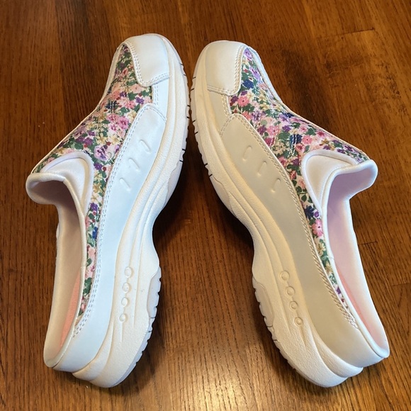 🌸NWOT EASY SPIRIT Traveltime Clog - size womens 6.5 M - Picture 9 of 16